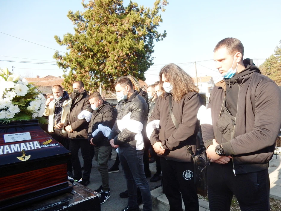 Sahrana Bojana Zlatanovića