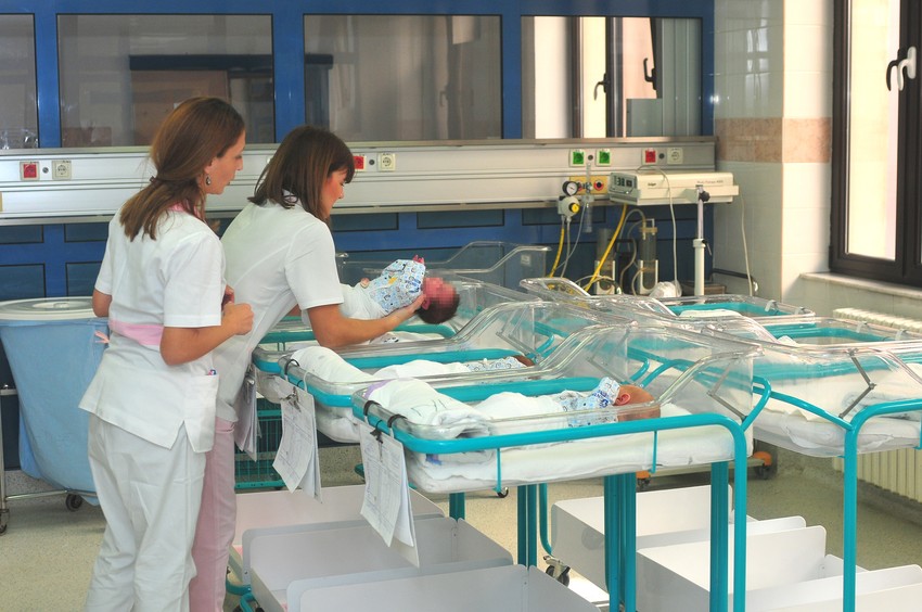 Trudimo se da napuštenim bebama ne nedostaje pažnja: Medicinske sestre u "Betaniji"