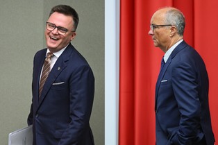 Hołownia pożegna się ze stanowiskiem? Ekspert: Marszałkiem może być nawet AI [ROZMOWA]