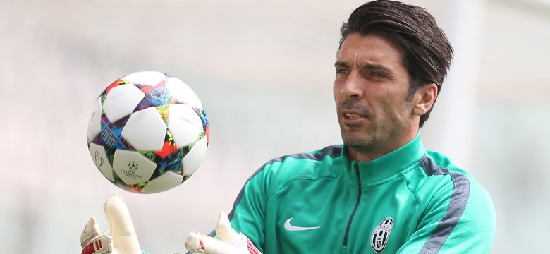 Gianluigi Buffon: Superman leci do Berlina