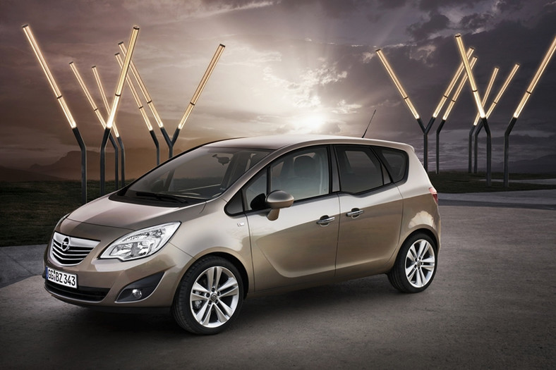 Opel Meriva – tylko spójrzcie na te drzwi!