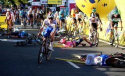 Dramatyczny wypadek na mecie pierwszego etapu Tour de Pologne [WIDEO]