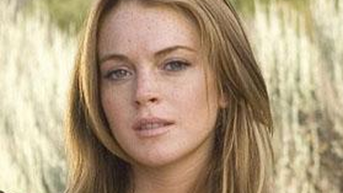 21-letnia aktorka Lindsay Lohan, która od kilku miesięcy nie opuszcza pierwszych stron gazet, informujących o jej kolejnych pijackich i narkotykowych
