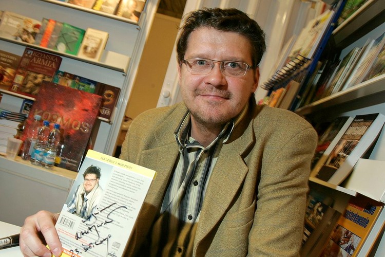 Wojciech Malajkat jest właścicielem restauracji i kina o nazwie 'Wojtek' w rodzinnym Mrągowie