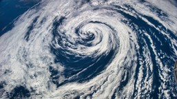 uderzy z siłą 100 km/h. to będzie niebezpieczna doba