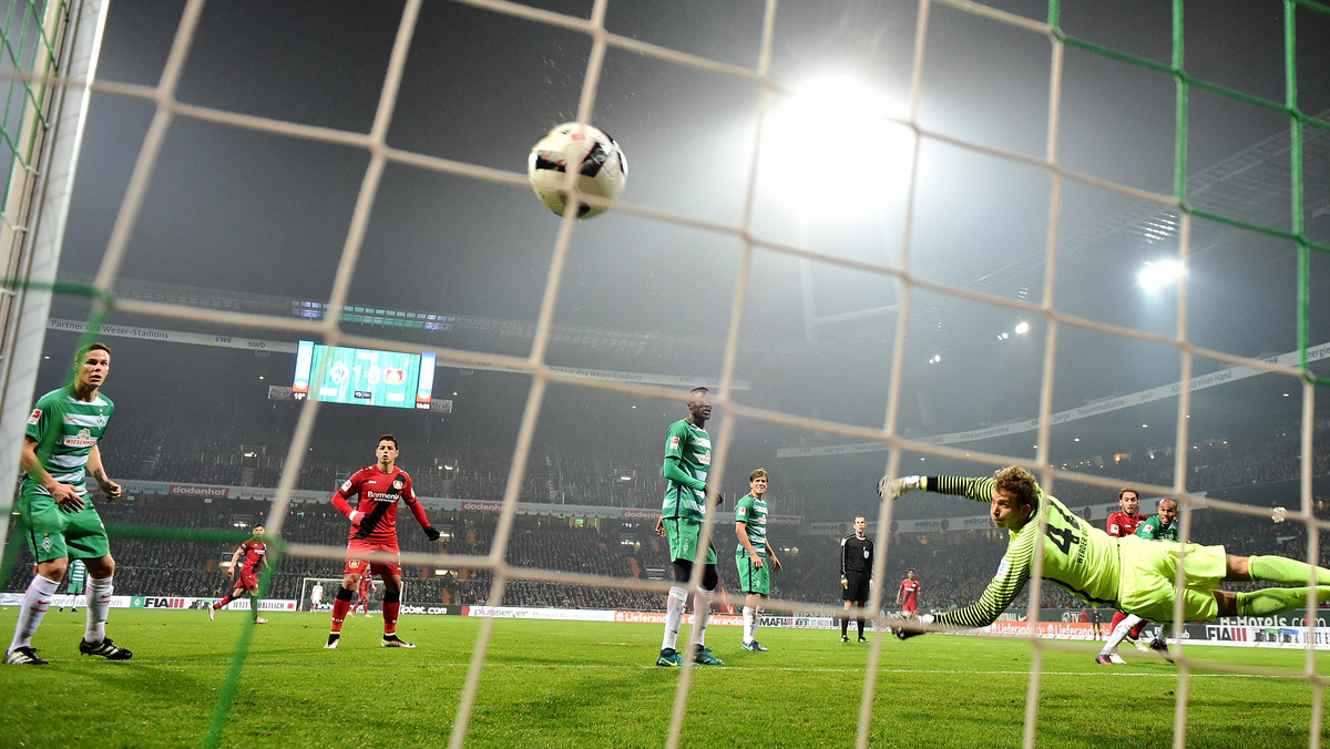 Werder Brema wygrał na własnym boisku 2:1 (1:1) z Bayerem Leverkusen i oderwał się wreszcie od strefy spadkowej w tabeli Bundesligi. Piłkarze z Weserstadion zgarnęli cenne trzy punkty po golach Zlatko Junuzovica i Ousmane Manneha.