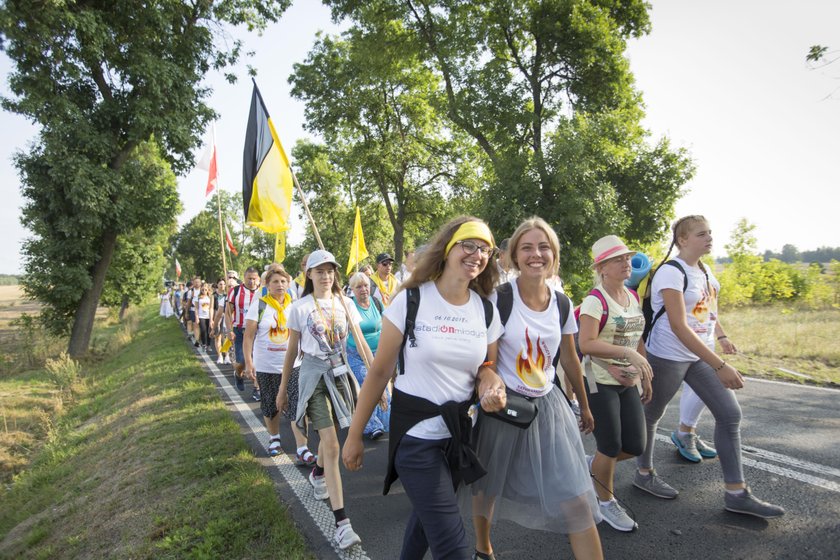 70 tys. pielgrzymów dotarło pieszo na Jasną Górę