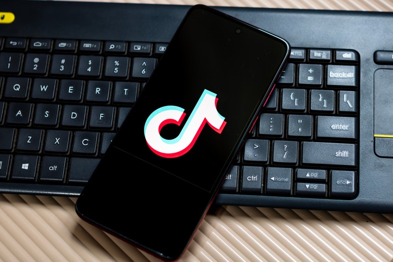 Czy tiktok będzie blokował rosyjską muzykę?