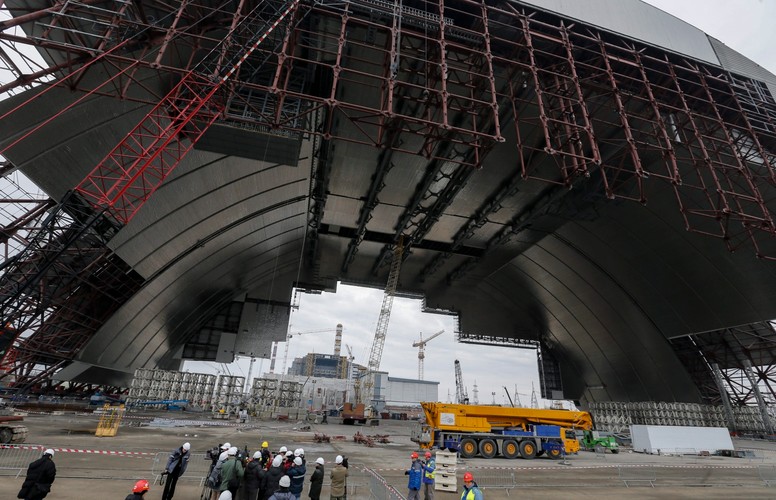 CZARNOBYL. Budowa nowej osłony na zniszczony reaktor atomowy