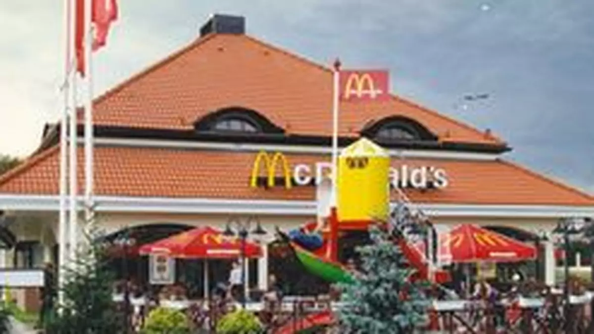 Restauracje McDonald’s akceptują płatności kartami płatniczymi