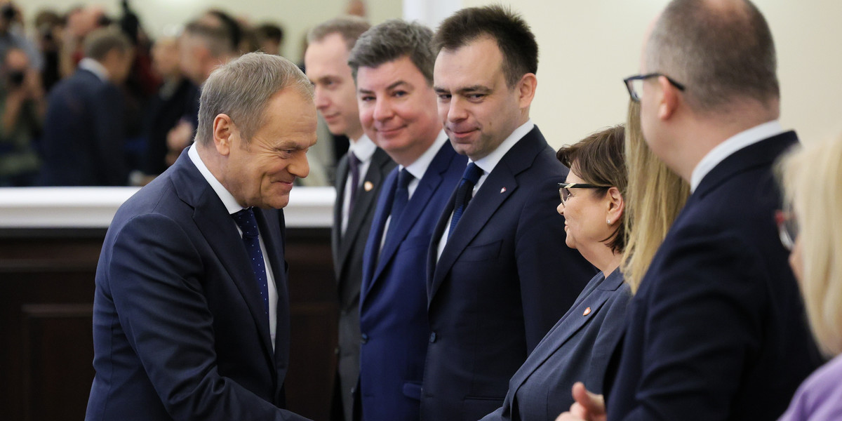 Premier Donald Tusk, minister zdrowia Izabela Leszczyna oraz minister finansów Andrzej Domański