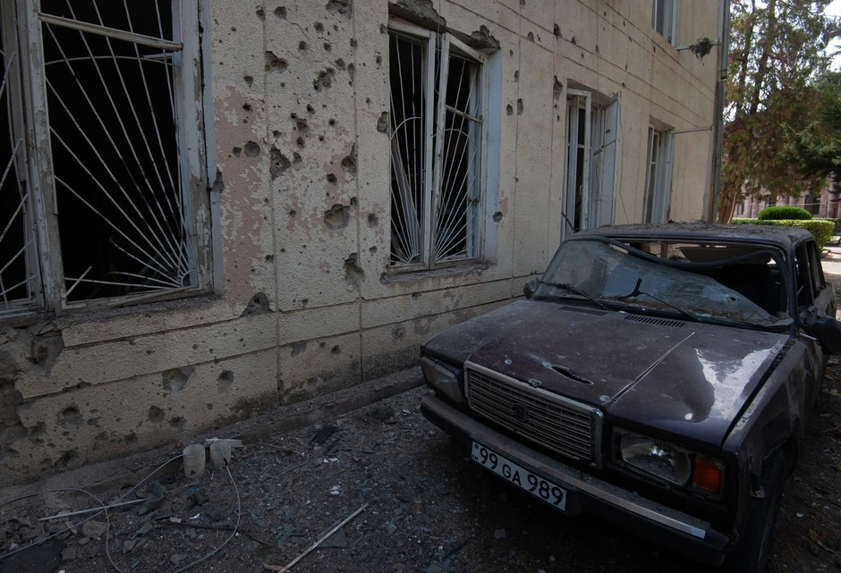 Bombardovanje Martunija