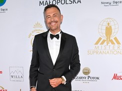 Mistrz dystansu: Krzysztof Ibisz publicznie zażartował ze swoich ślubów