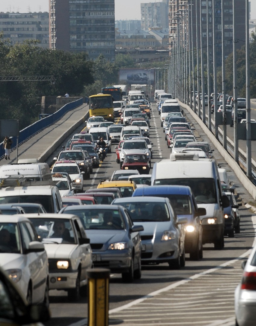 Zakrčena i „žuta traka“