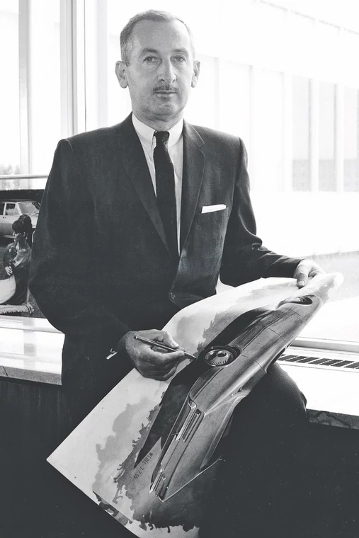 Clare Mackichan. Szef designu (1962-67). W 1962 roku w Oplu utworzono dział stylizacji. Jego założyciel wcześniej był szefem designu w Chevrolecie.