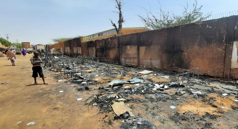 Incendie Niamey ecole