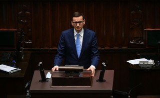 Premier w Sejmie: Ukraina walczy o wolność Europy. Cały świat musi dać opór rosyjskiemu barbarzyństwu