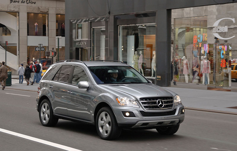 Mercedes-Benz ML 450 Hybrid nyní dostupný v USA, ale jen na leasing