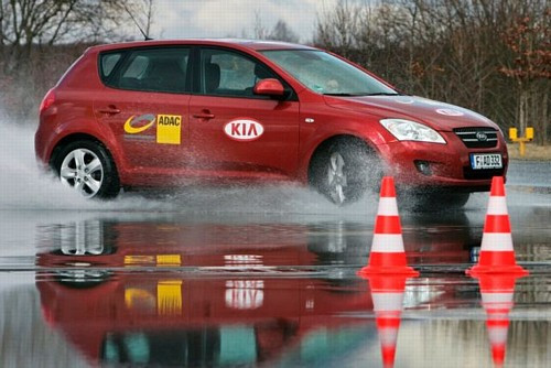 Kia dla automobilklubu ADAC