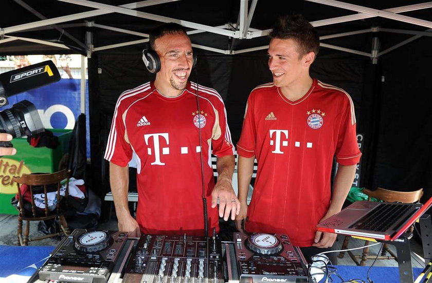 Gwiazdor Bayernu zostanie DJ-em? WIDEO