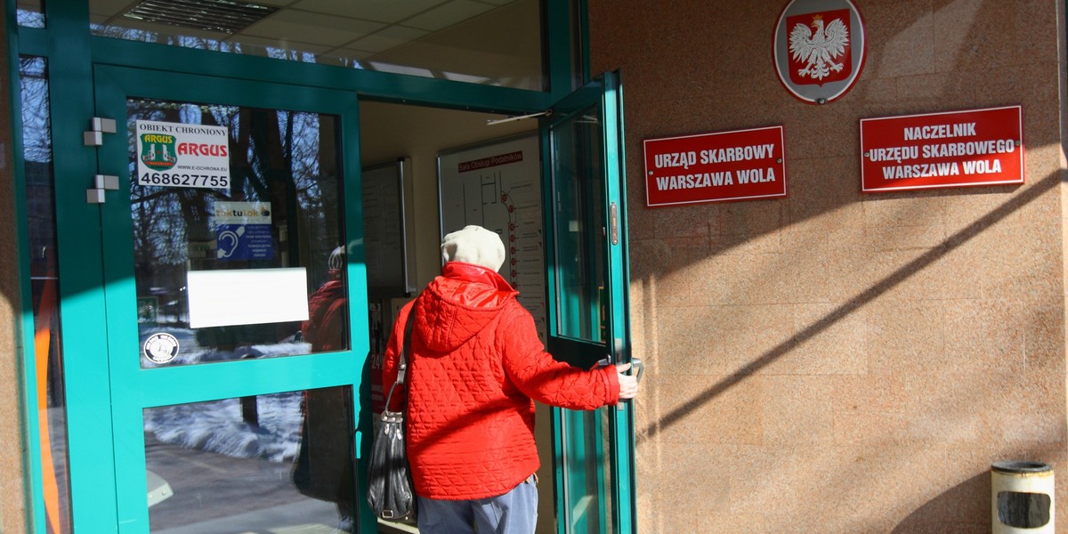 Postępowania przed urzędami administracji skarbowej to wciąż dla wielu podatników gehenna. Sprawy nie ułatwiają liczne absurdy, które muszą napotykać na swojej drodze.