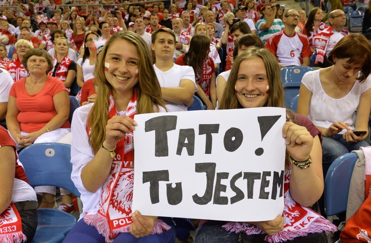 Kamil Stoch zabrał żonę na mecz polskich siatkarzy w Lidze Światowej