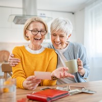 Ünnepek utáni depresszió: tabletta helyett keresse fel távoli ismerőseit!