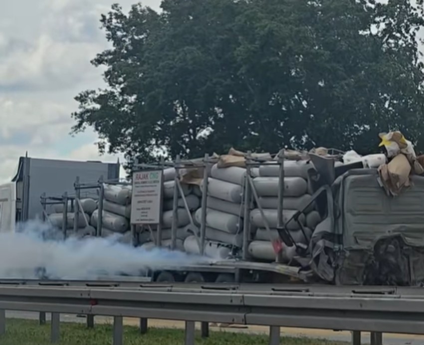 Curenje gasa na auto-putu kod Stare Pazove