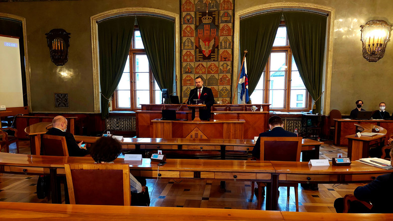 Rada Miasta Krakowa. Przewodniczący Dominik Jaśkowiec odwołany ze stanowiska