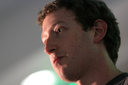 Facebook nie żałuje pieniędzy na przejęcia. Jakie triki negocjacyjne stosuje Mark Zuckerberg?