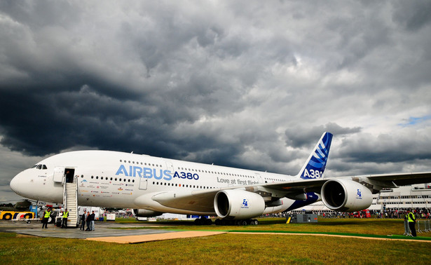 Airbusy A380 mogą mieć pęknięcia na skrzydłach. Firma zaleci inspekcje