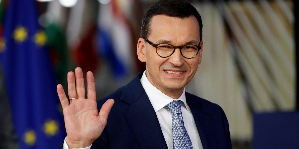 Premier Mateusz Morawiecki ma głowę do interesów. Wiemy, jaki zysk mogą przynieść mu obligacje. 