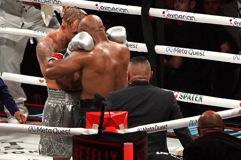 Jake Paul - Mike Tyson