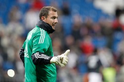 Jerzy Dudek jeszcze rok posiedzi na ławce Realu Madryt