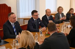 Szymon Hołownia w Wilnie: Historycznie Polska i Litwa zawsze były rodzeństwem