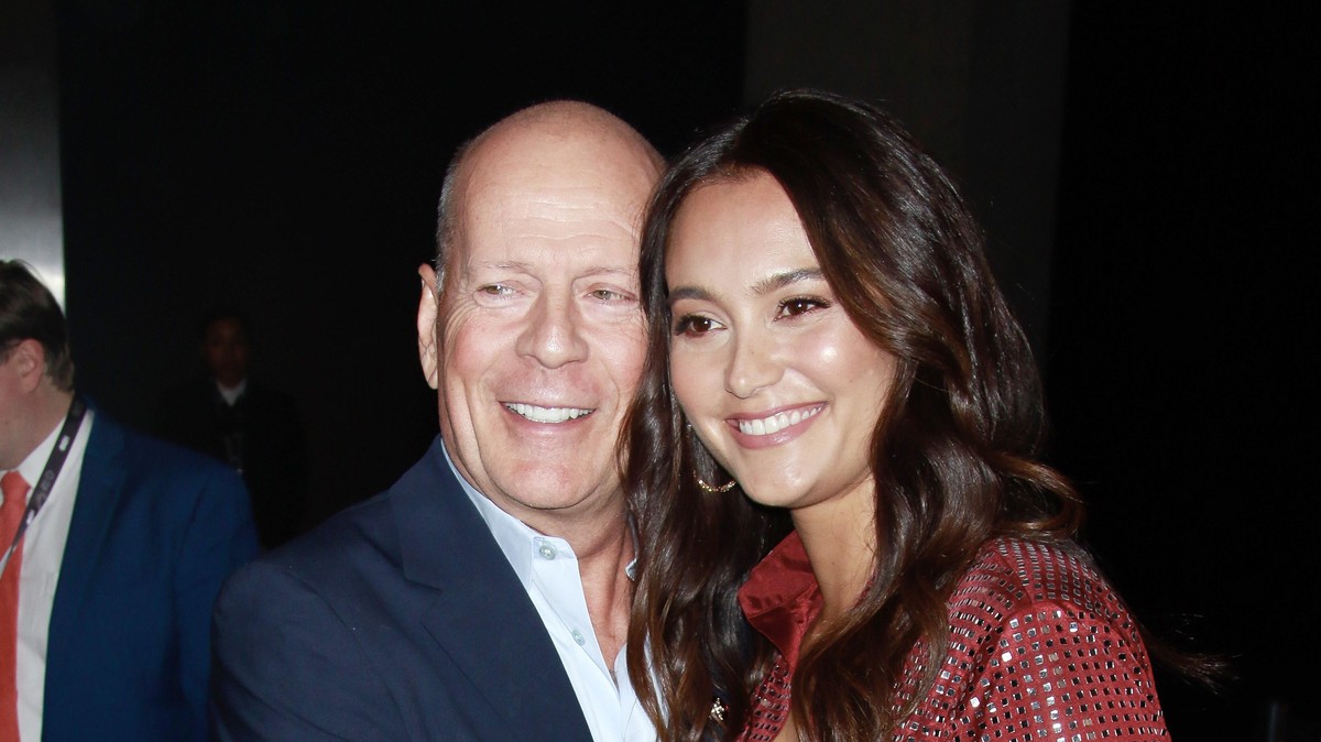 „Nagyon sok minden van, amit ünnepelhetünk” – Szívszorító üzenetet tett közzé a házassági évfordulójukon Bruce Willis felesége