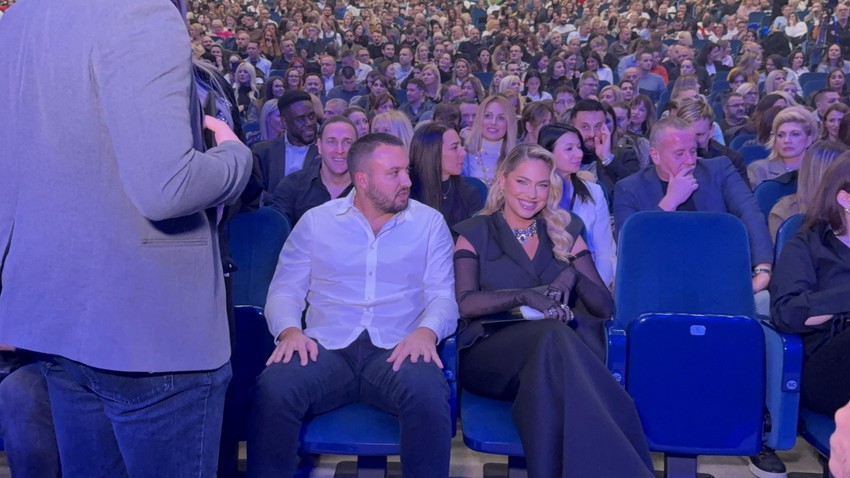 Porodica Kneza na njegovom koncertu