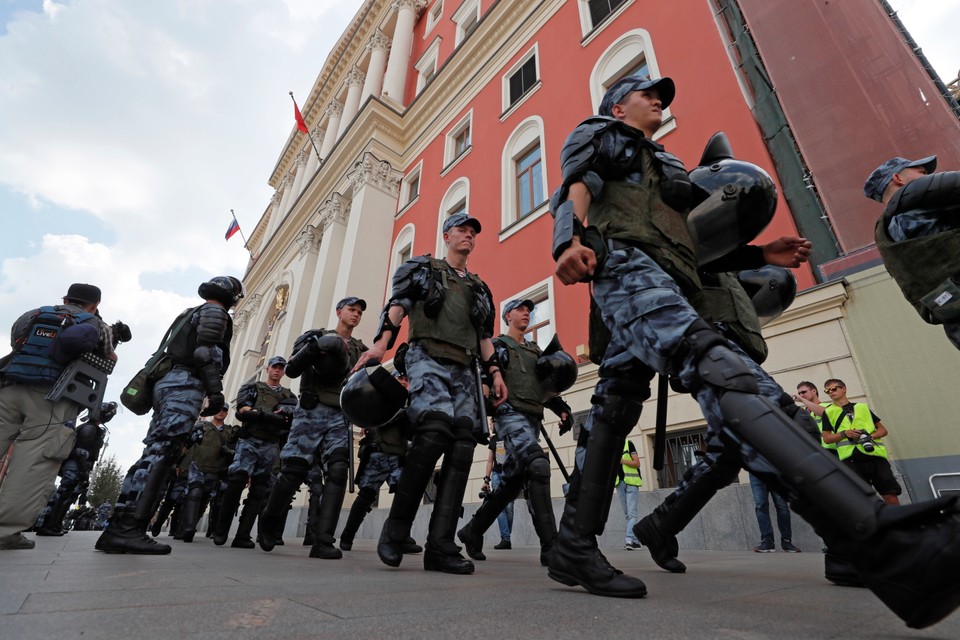 Rosja: policja zatrzymała setki osób na wiecu opozycji