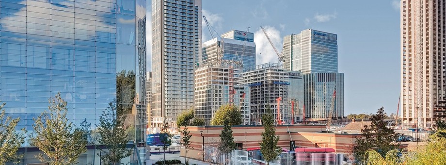 Sukces biznesowej dzielnicy Canary Wharf sprawił, że do wschodniego Londynu powróciło życie. Tylko w nowo budowanych luksusowych apartamentach zamieszka 30 tys. osób 