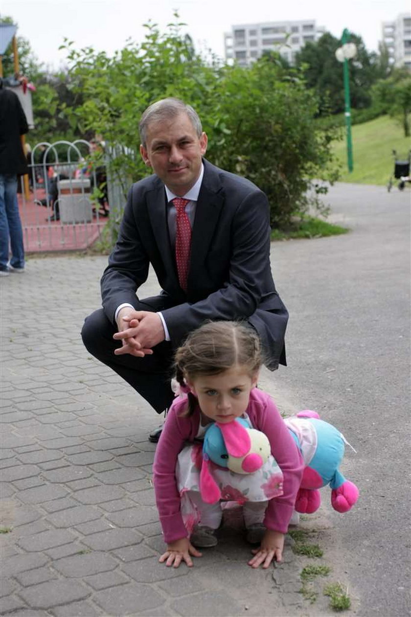 Grzegorz Napieralski, wybory prezydenckie, głosowanie, rodzina, córki, żona