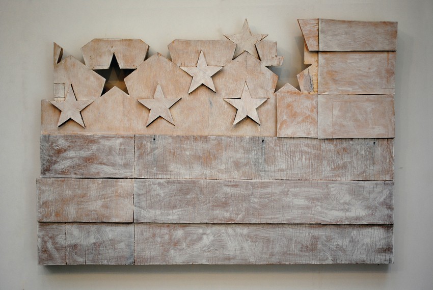 Vladan Ljubinković, Bez naziva, 2015. lamelirano drvo, transparentna bela boja , 51,5x75x4cm