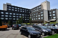 'Można było z oknem wypaść z budynku'. PiS planuje remont w Domu Poselskim