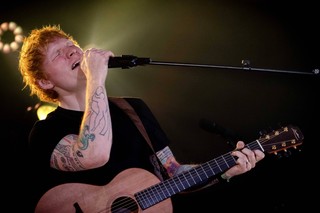 Piosenkarz Ed Sheeran zakażony koronawirusem