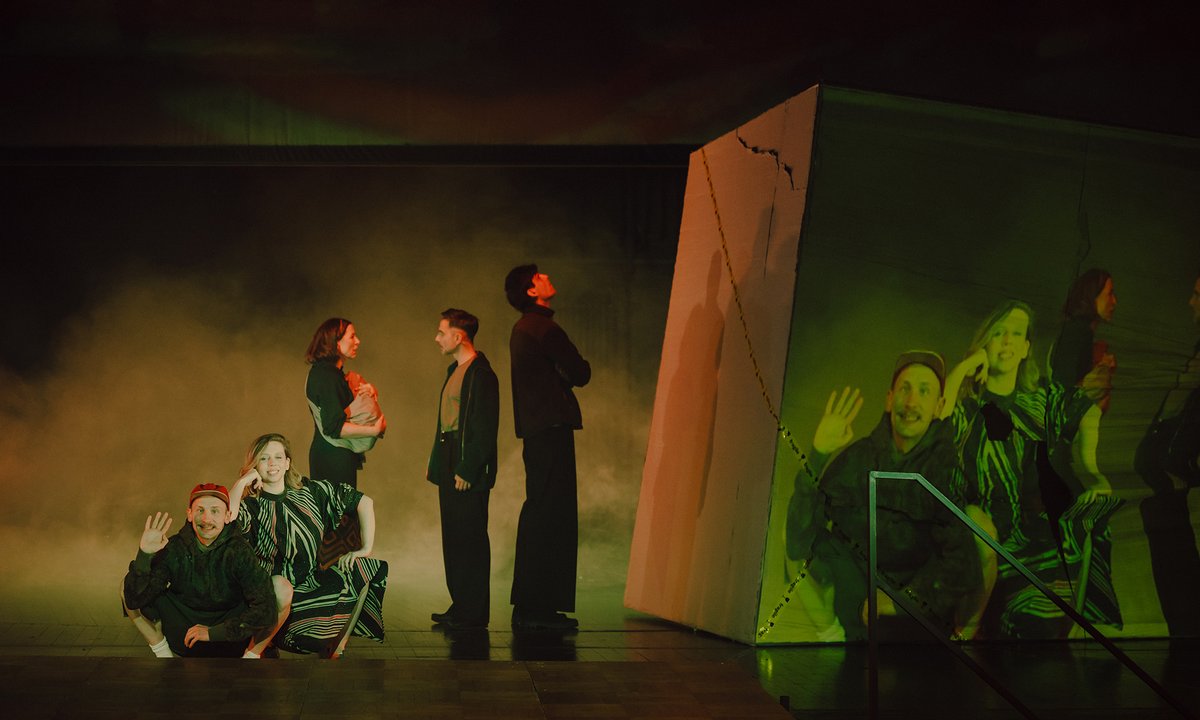 Spektakl THE WALL. "Chcemy mówić o nieuchwytności tematu wojny"