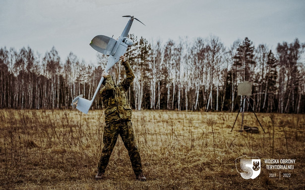 Amia kupi więcej polskich dronów