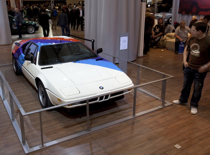 W Essen zakończyła się wystawa Techno Classica. Impreza jest uznawana za największe niemieckie targi pojazdów historycznych i zabytkowych. W naszej galerii mamy kilka perełek dawnej motoryzacji - auta warte są bardzo poważne pieniądze...