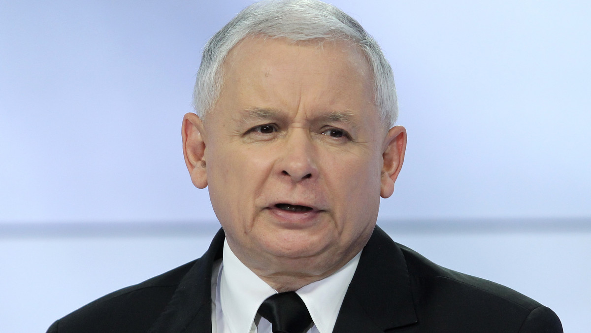 Jarosław Kaczyński uważa, że zorganizowanie szczytu klimatycznego ONZ w Warszawie 11 listopada, w Święto Niepodległości, to "oczywista prowokacja". Ktoś chce doprowadzić do awantury, odpowiedzialność za ewentualne rozruchy poniesie premier i szef MSW - przekonywał prezes PiS.