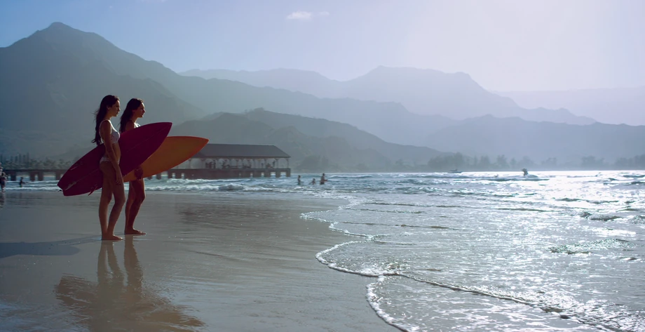 Pierwszy sezon „Białego Lotosu” powstał na bajecznych plażach Maui.