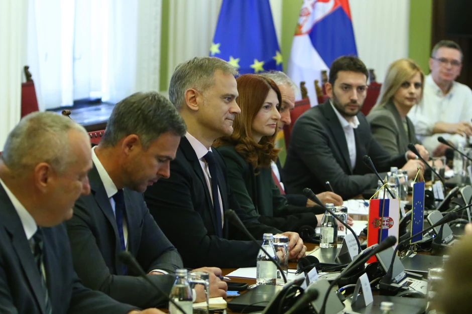 Kaja Kalas sa predstavnicima parlamentarne opozicije