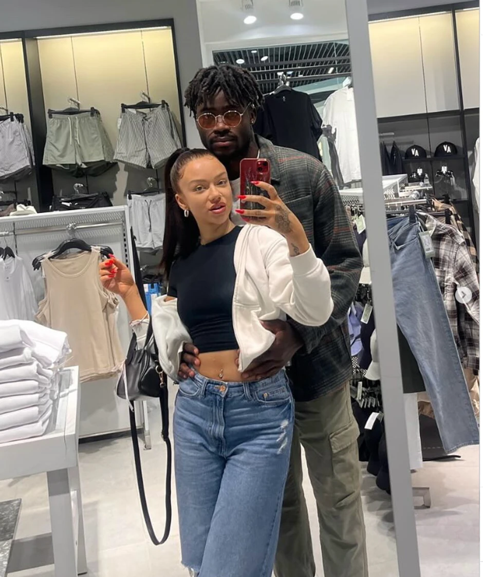 Tara Stojanović sa verenikom 